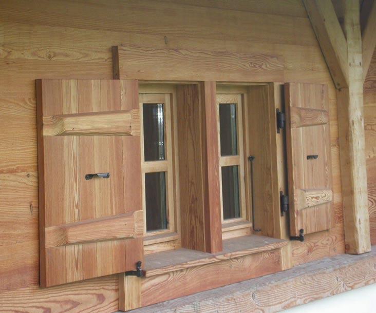 Menuiseries extérieures en bois